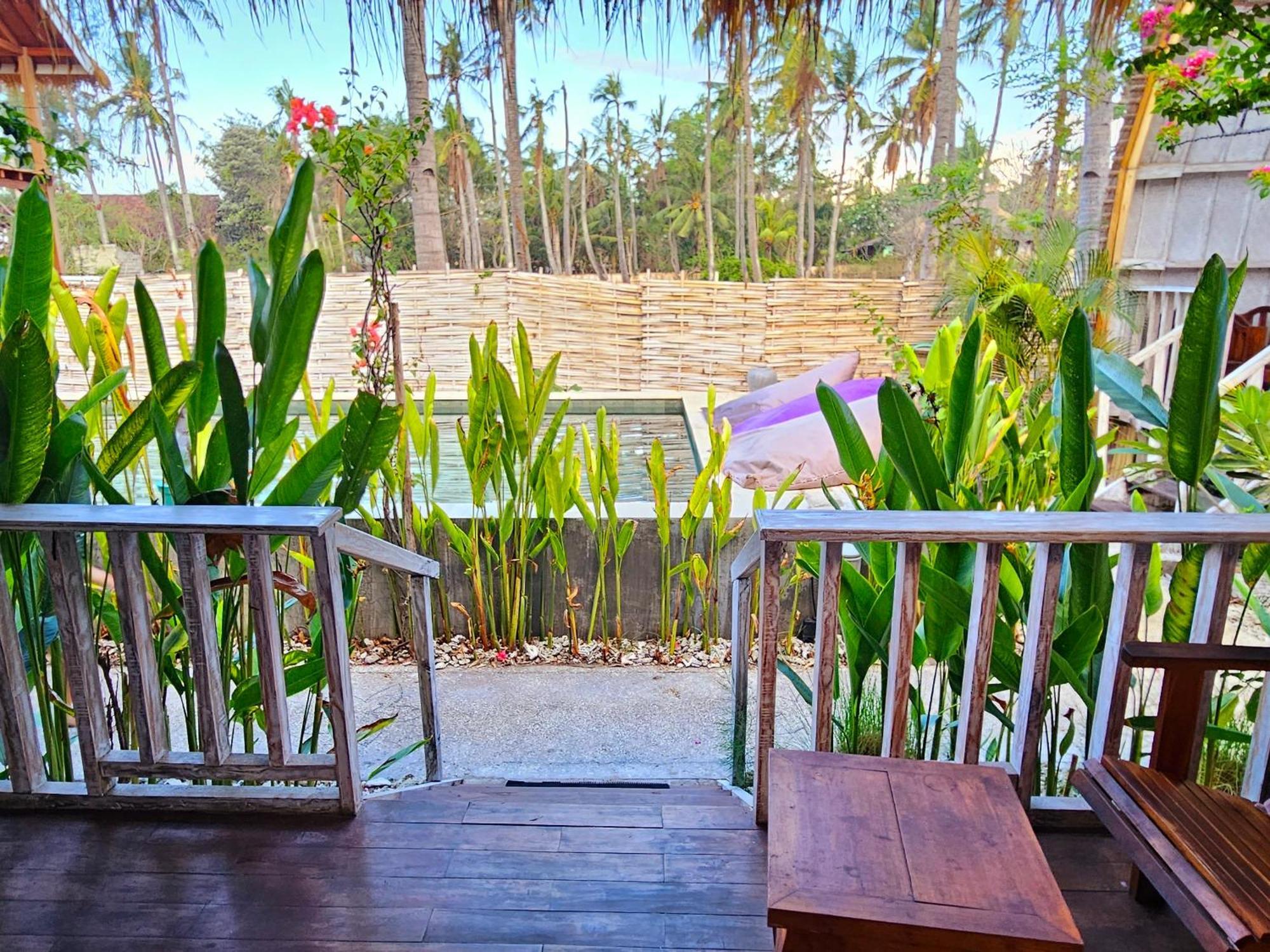 Purple Beach - Maithelia - Gili Air Exterior photo